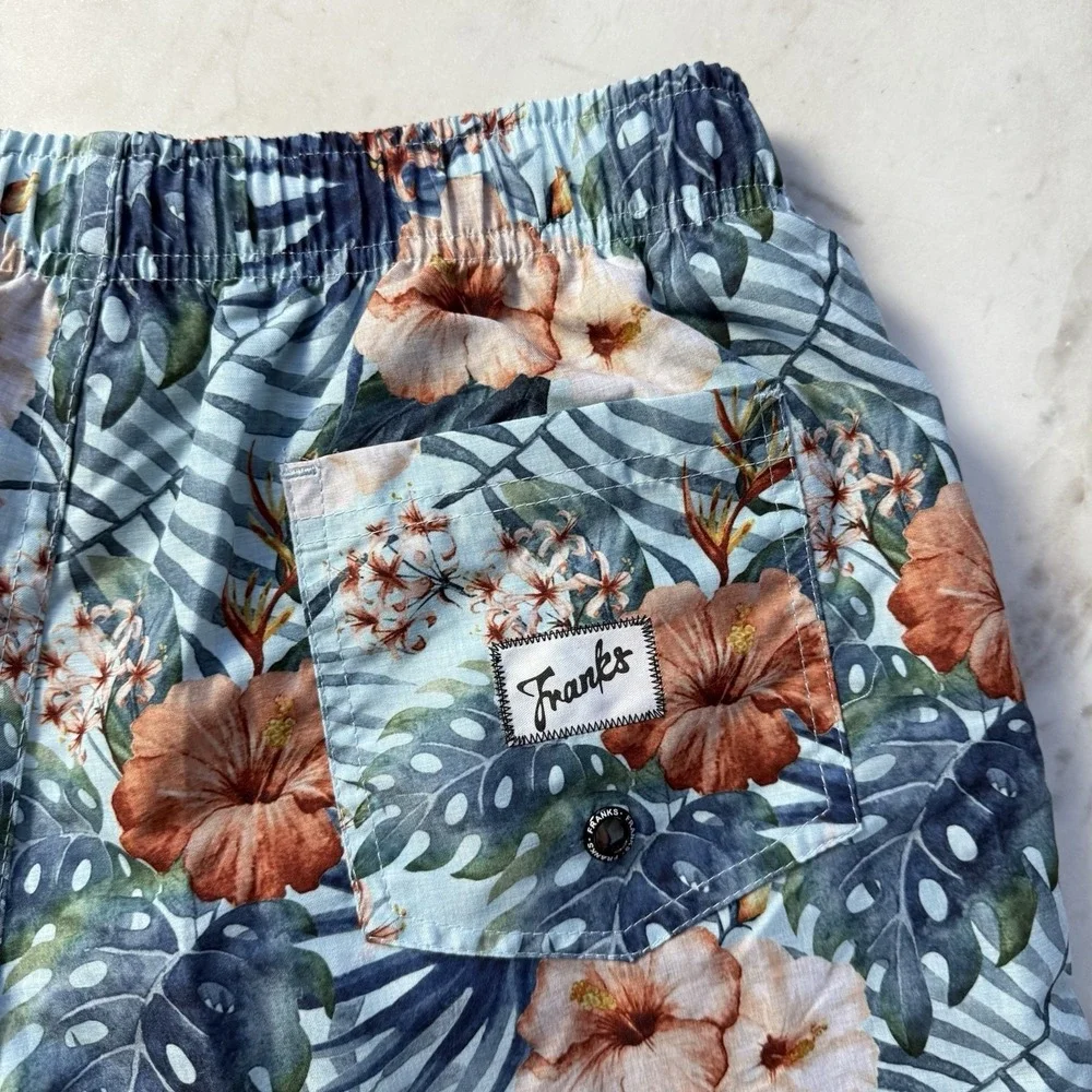 NEW Franks Australia Swim Trunks Maui Sky Floral Small Lined $89‎ White Lotus